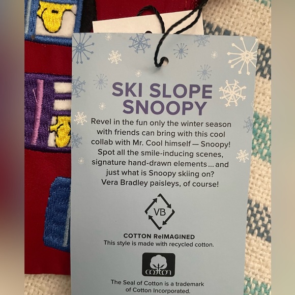 ❄️ NWT Vera Bradley Peanuts Snoopy Zip ID Lanyard in Woodstock Ski Lift ❄️ - Picture 8 of 8